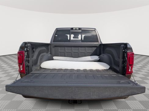 New 2026 RAM 3500 Tradesman AWD/4WD image 9