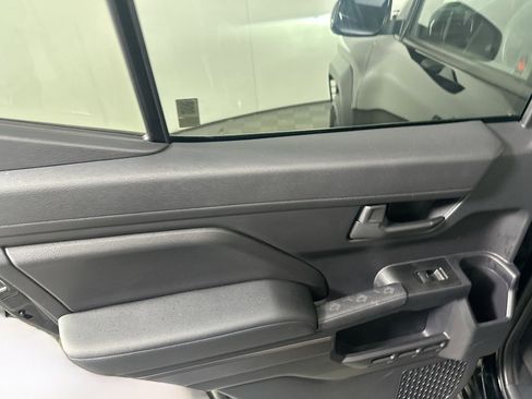 Used 2025 Toyota 4Runner TRD Off-Road image 26