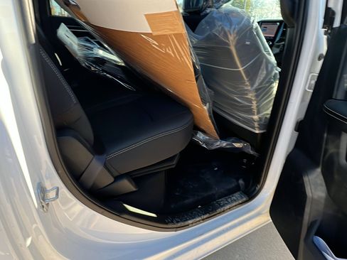 Used 2025 RAM 2500 Big Horn image 21