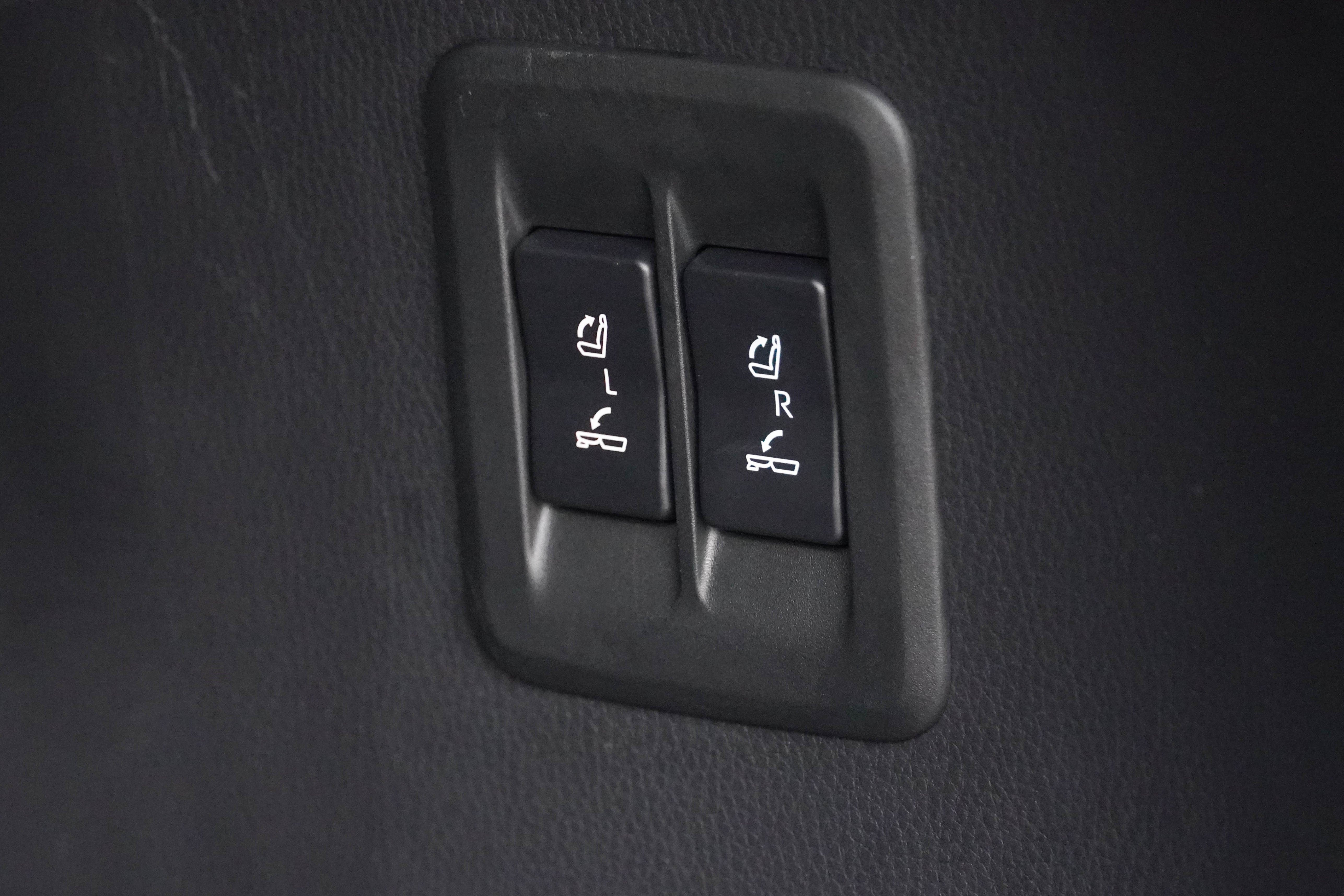 Used 2024 Lexus GX 550 w/ Accessory Package (Z1) AWD/4WD image 39
