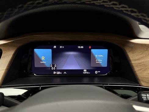 Used 2024 Volkswagen Atlas SE w/ Panoramic Sunroof Package image 36