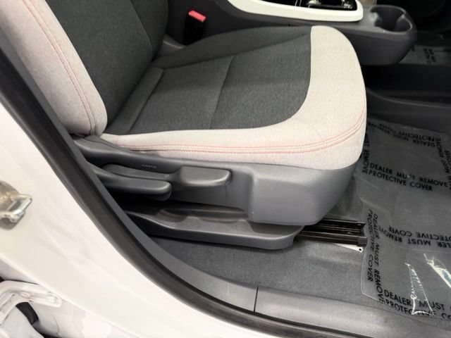 Used 2021 Chevrolet Bolt LT FWD image 21