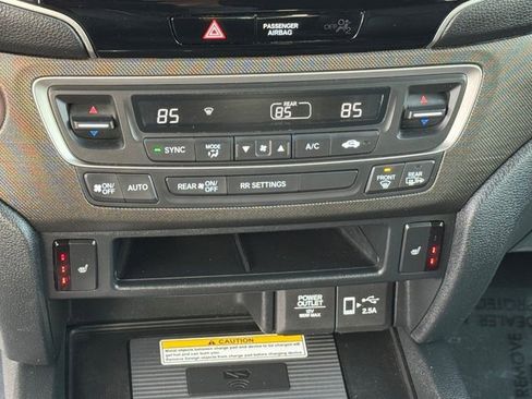 Used 2022 Honda Passport TrailSport image 21