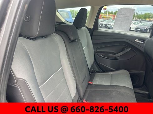 Used 2015 Ford Escape SE FWD image 9