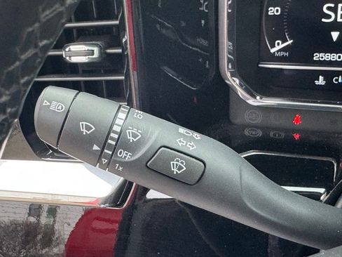 Used 2024 GMC Sierra 2500 SLE w/ SLE Convenience Package image 24