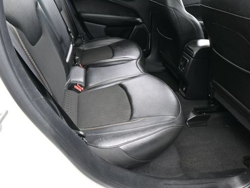 Used 2020 Jeep Compass Latitude FWD image 39
