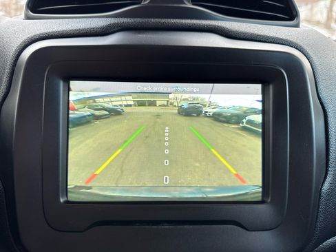 Used 2019 Jeep Renegade Trailhawk image 56