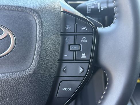 Used 2026 Toyota bZ FWD image 21