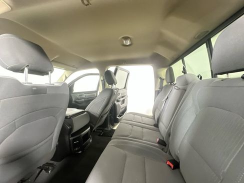 Used 2019 RAM 1500 Big Horn RWD image 12