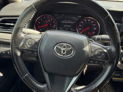 Used 2021 Toyota Camry XSE FWD image 17