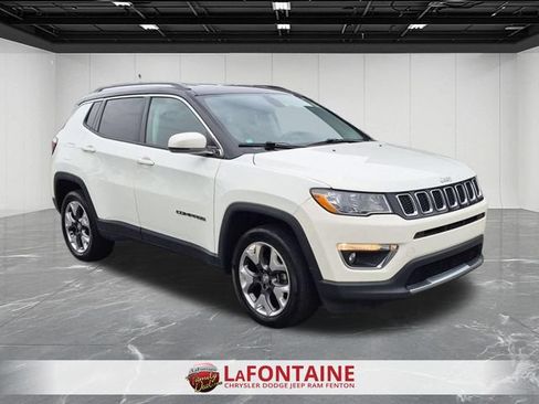 Used 2020 Jeep Compass Limited AWD/4WD image 7