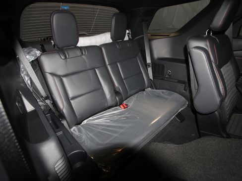 New 2026 Ford Explorer ST-Line w/ ST-Line Street Pack image 22