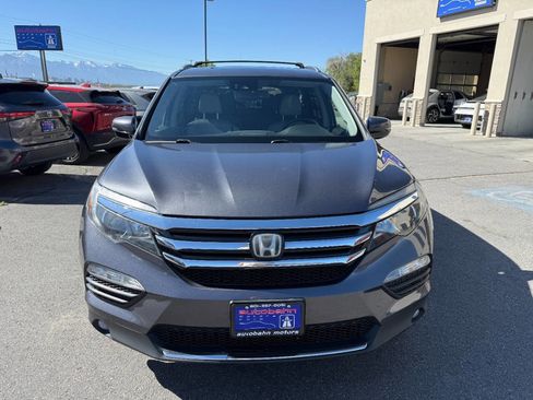 Used 2017 Honda Pilot Elite image 10