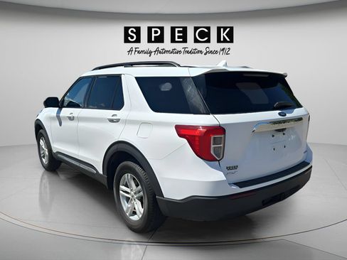 Used 2022 Ford Explorer XLT w/ Class IV Trailer Tow Package AWD/4WD image 3