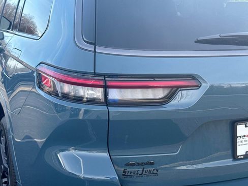 New 2026 Jeep Grand Cherokee L Summit image 12