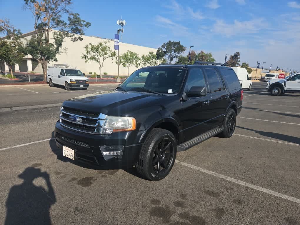 Used 2016 Ford Expedition XLT RWD image 1