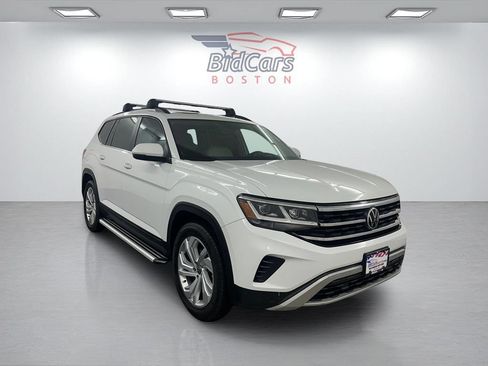 Used 2021 Volkswagen Atlas SE AWD/4WD image 3