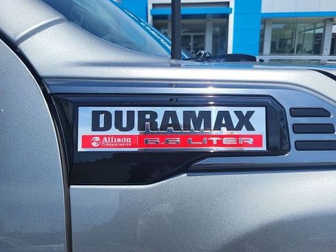 Used 2025 GMC Sierra 2500 AT4 AWD/4WD image 4