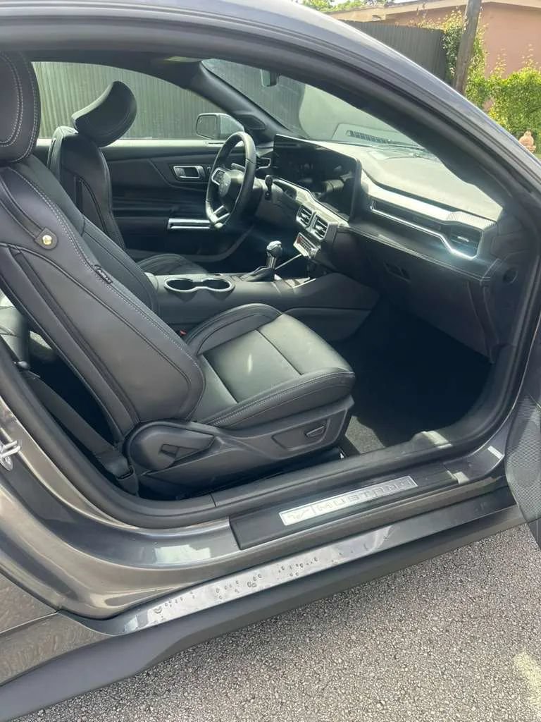 Used 2025 Ford Mustang Premium RWD image 14