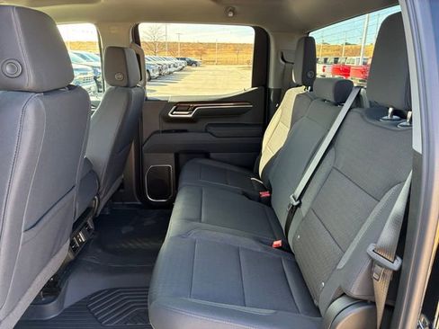 New 2026 Chevrolet Silverado 1500 LT image 17