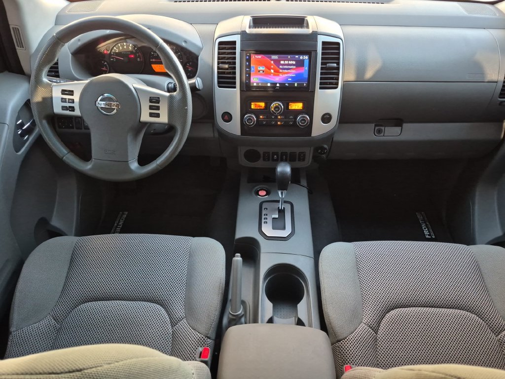 Used 2021 Nissan Frontier SV w/ Midnight Edition Floor Mats RWD image 14