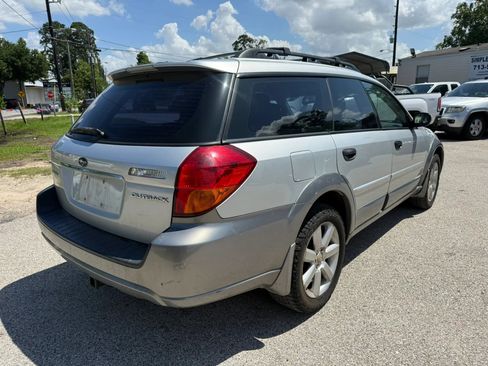 Used 2006 Subaru Outback 2.5i AWD/4WD image 5