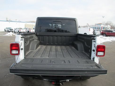 Used 2020 Jeep Gladiator Sport w/ Quick Order Package 24S image 6