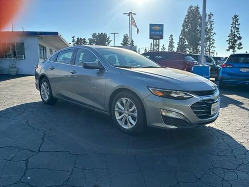 Used 2024 Chevrolet Malibu LT FWD image 2
