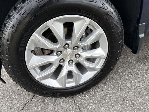 Used 2022 Chevrolet Silverado 1500 Custom image 11