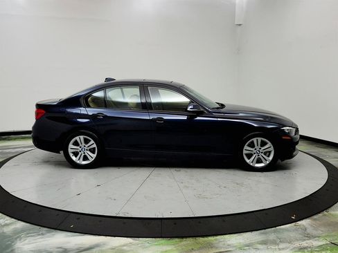 Used 2016 BMW 328i xDrive Sedan AWD/4WD image 4