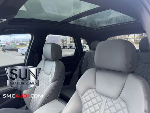 Used 2023 Audi SQ5 Premium Plus w/ Premium Plus Package image 24