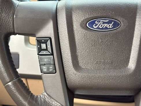 Used 2012 Ford F150 Lariat w/ Lariat Chrome Pkg AWD/4WD image 16