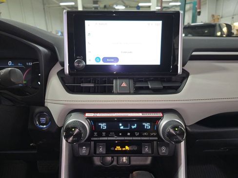 Used 2025 Toyota RAV4 XLE w/ Convenience Package AWD/4WD image 22