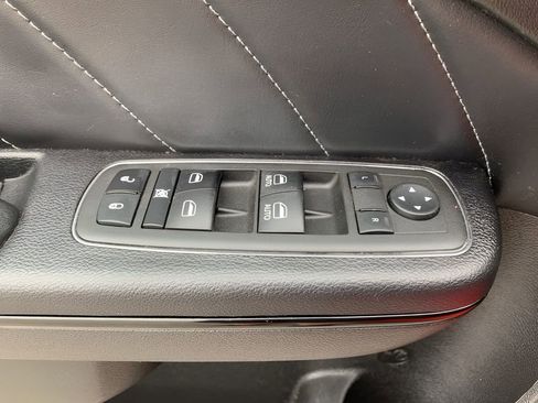 Used 2022 Dodge Charger R/T w/ Plus Group image 12