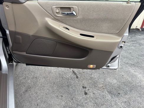 Used 1998 Honda Accord EX image 11