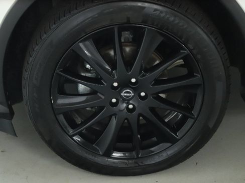 Certified 2024 Nissan Murano SV w/ SV Midnight Edition Package AWD/4WD image 38