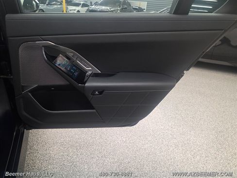Used 2024 BMW i7 eDrive50 w/ M Sport Package RWD image 28