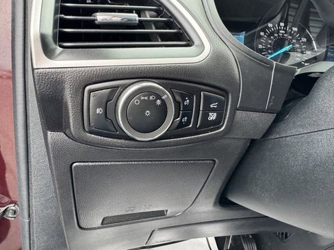 Used 2024 Ford Edge SEL w/ Convenience Package image 26