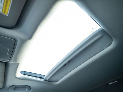 Certified 2018 Acura MDX SH-AWD w/ Technology Package image 38