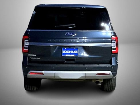 Used 2024 Ford Expedition Platinum image 6
