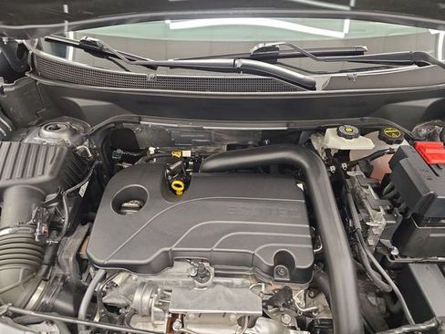 Used 2025 Chevrolet Equinox LT FWD image 33