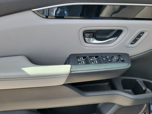 Certified 2024 Honda Pilot EX-L image 18