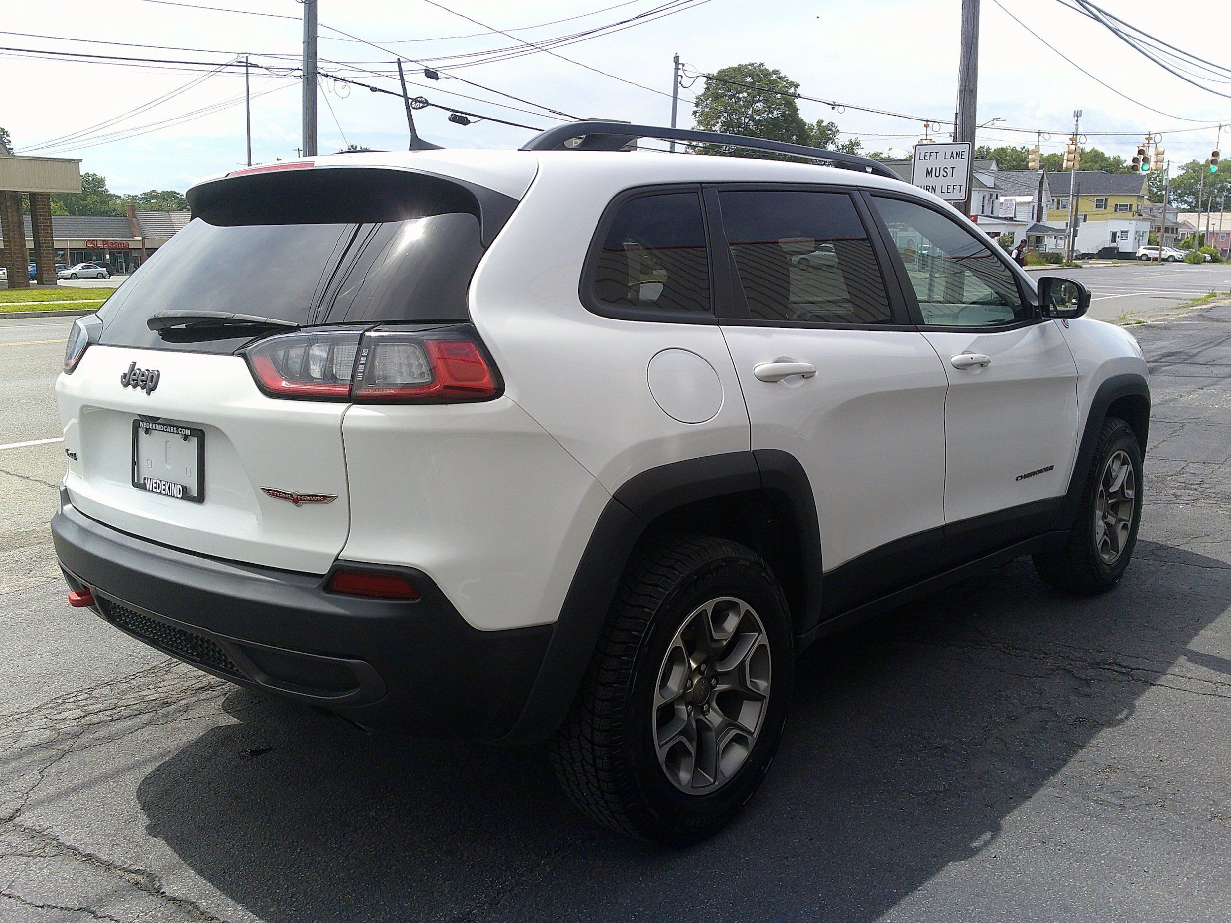 Used 2022 Jeep Cherokee Trailhawk w/ Comfort/Convenience Group AWD/4WD image 5