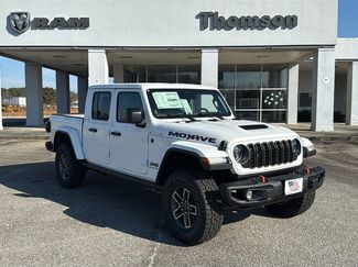 New 2026 Jeep Gladiator Mojave video 2