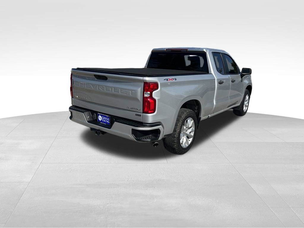 Used 2020 Chevrolet Silverado 1500 Custom w/ Custom Value Package AWD/4WD image 6