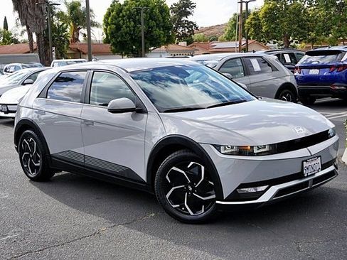 Certified 2024 Hyundai Ioniq 5 SEL RWD image 3