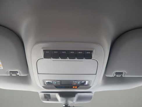 New 2026 Ford F250 XLT w/ XLT Premium Package AWD/4WD image 25