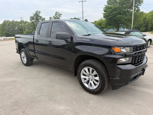 Used 2021 Chevrolet Silverado 1500 Custom AWD/4WD image 13