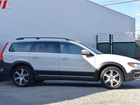 Used 2013 Volvo XC70 T6 AWD/4WD image 6