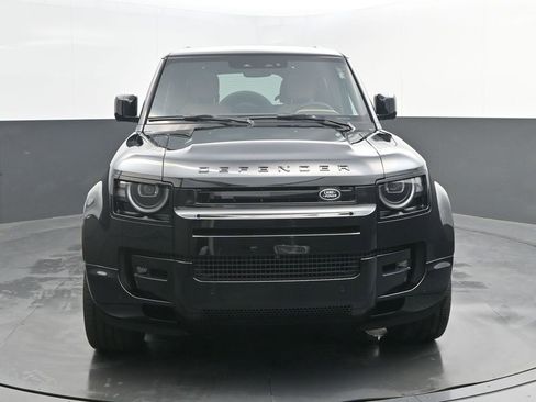 New 2026 Land Rover Defender 130 X-Dynamic SE AWD/4WD image 10